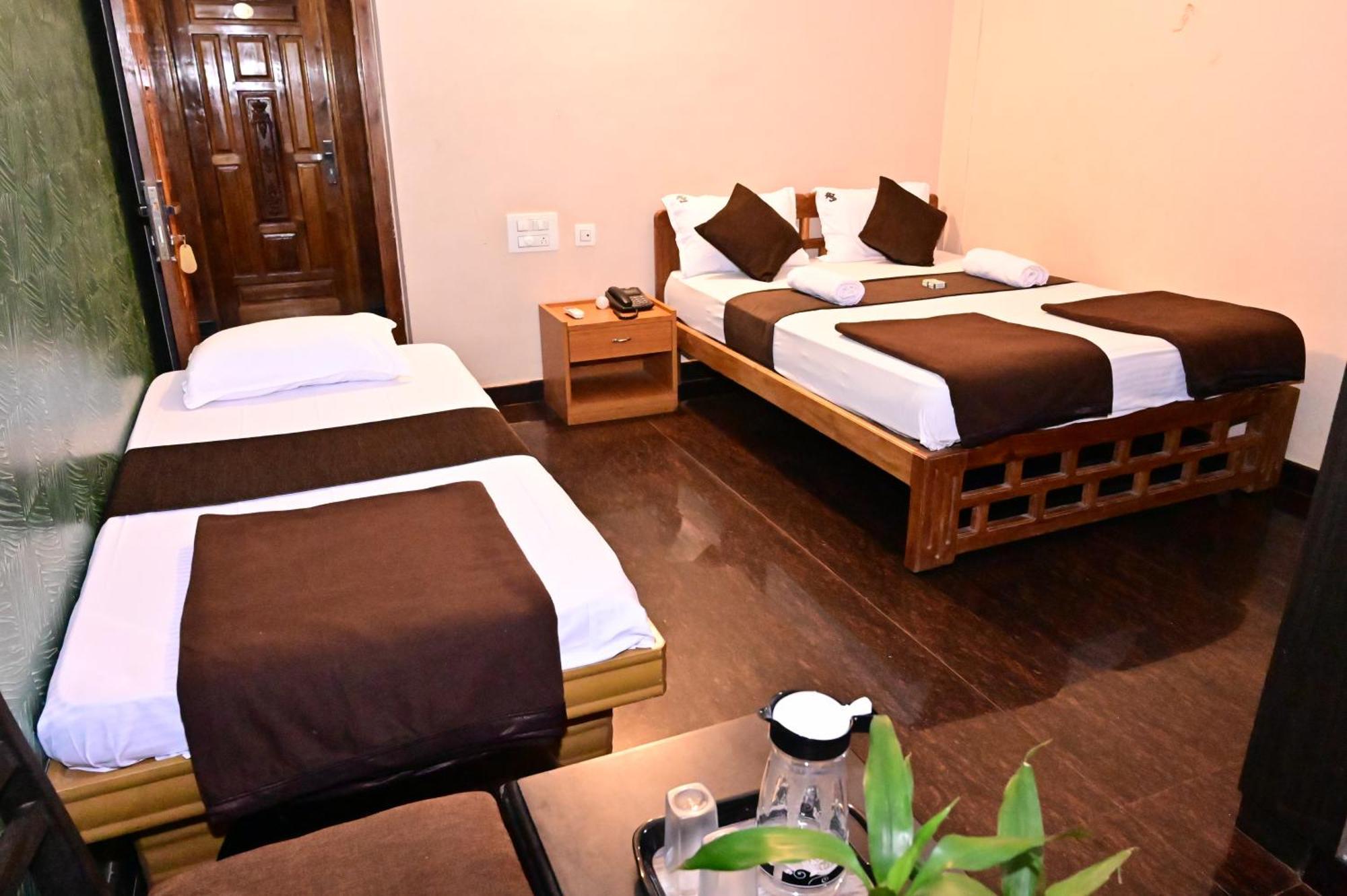 Jaya Paradise Māvalli Kültér fotó
